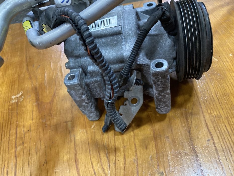 Fuat 500 2011 година 1.2i Компресор Климатик