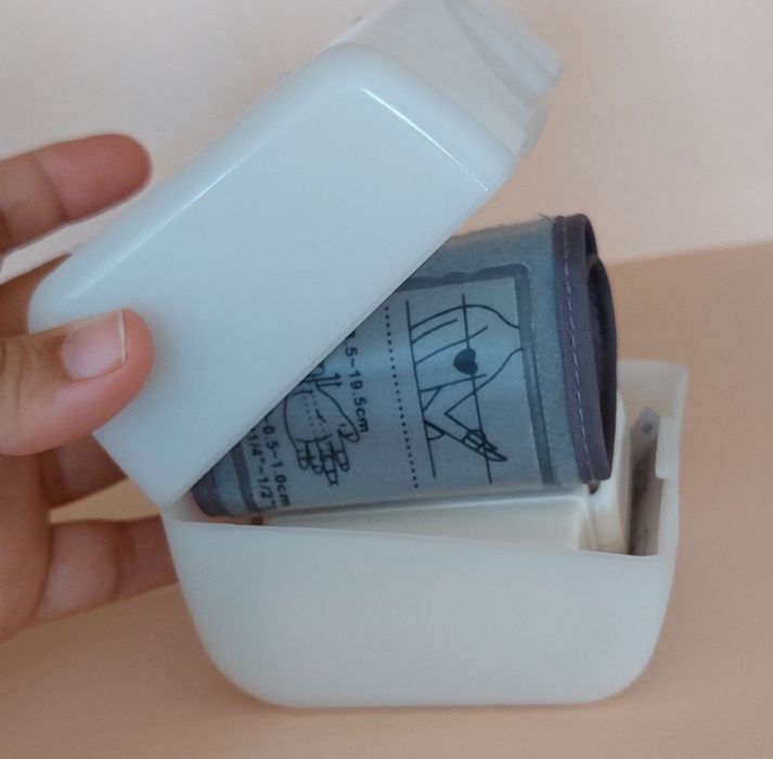 Тонометр на запястье