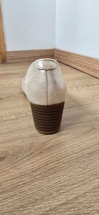 Обувки за пролет или есен