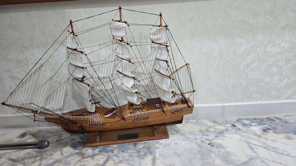 Сувинер корабль в идеальном состоянии