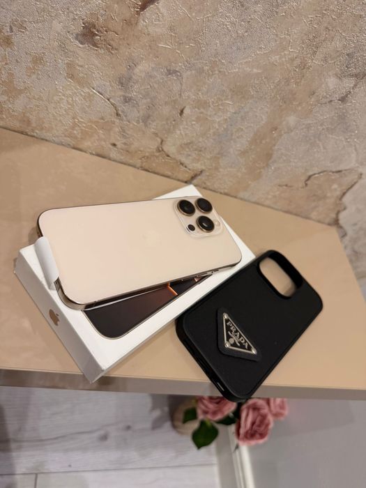 iPhone 16 PRO Desert Titanium