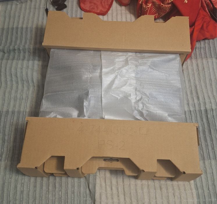 PS4 Pro 2TB (v11.00)/2 геймпада / Игры