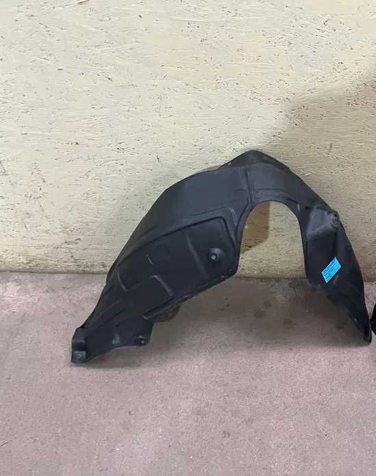 Подкрылок защита Тойота камри 50 55 Toyota Camry 50 55