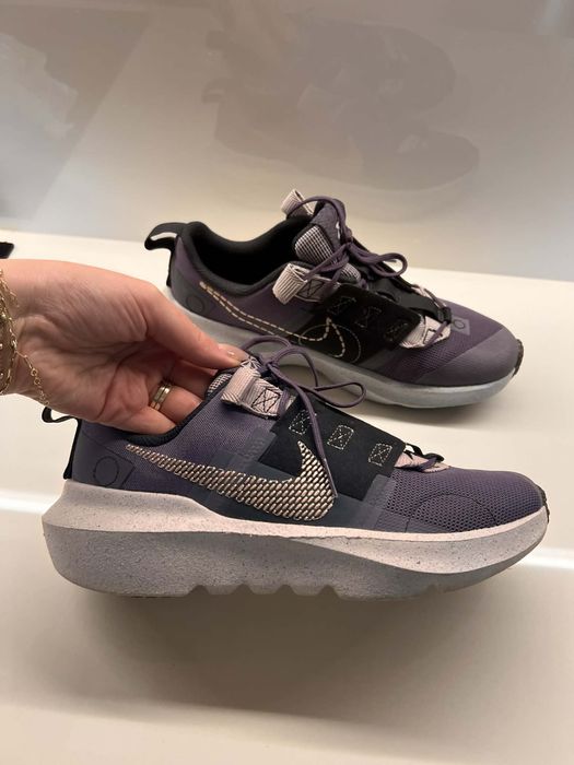 Маратонки Nike adidas