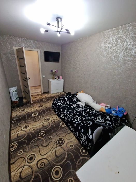 Продам 4 ком.кв в 20 микр.