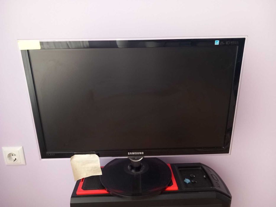 Офис Обзавеждане -бюра 3 броя