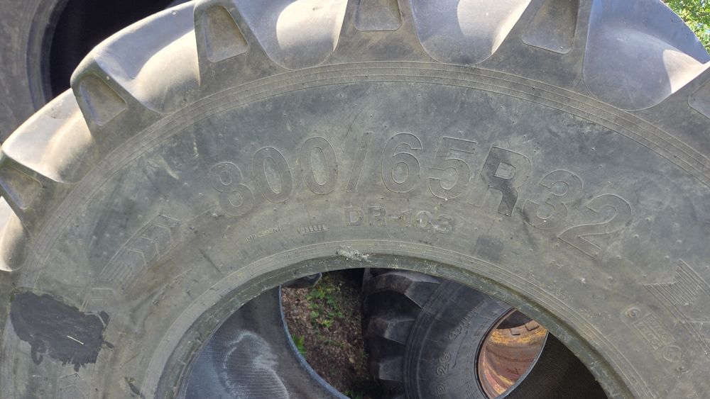 800/65R32 продам шины