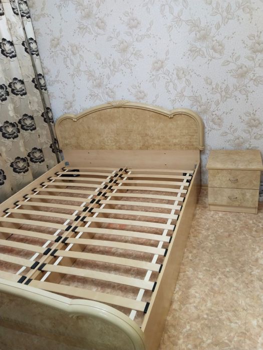 Спальный гарнитур