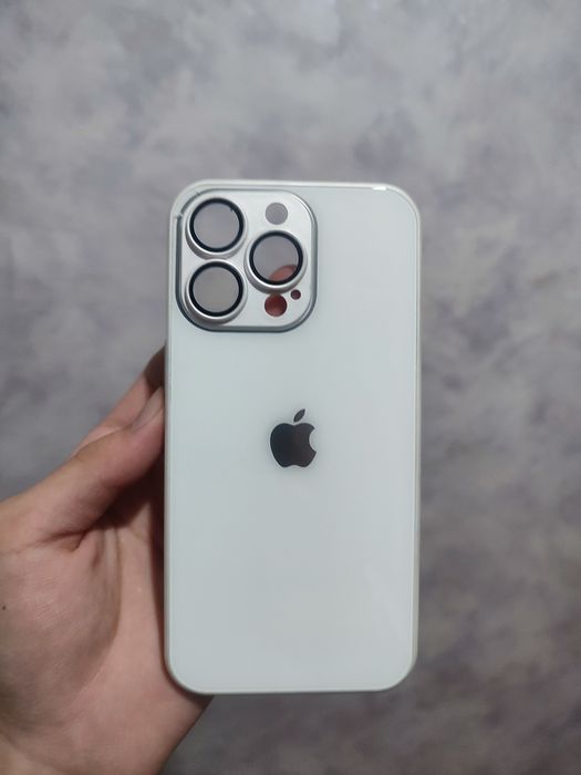 iPhone 13 pro белый чехол