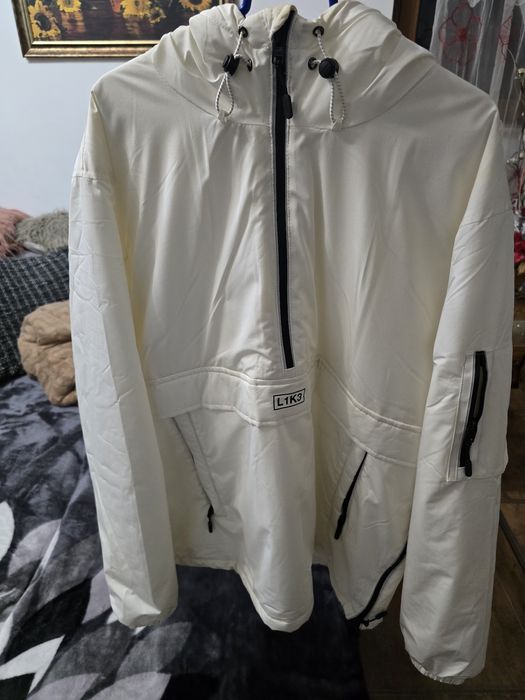 Vand geci de iarna ski