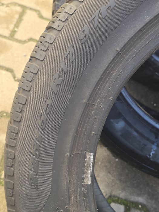 225 55 17 Pirelli