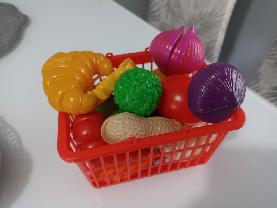 Голям лот от играчки