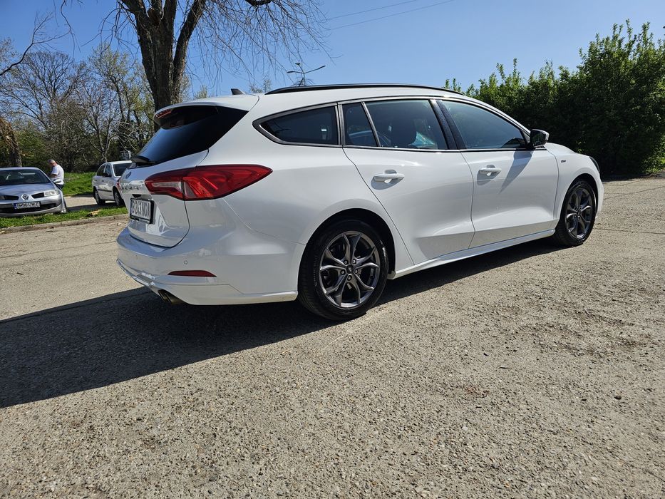 FORD Focus 2021 — imagine 2
