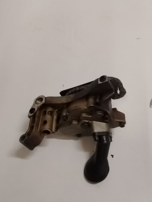 Arbore Vibrochen piston Pistoane Pompa ulei 1.4 TSI CAX CAXA CAXC Golf 6 Golf 5 Jetta Touran A3 Octavia 2 Altea 03CBF