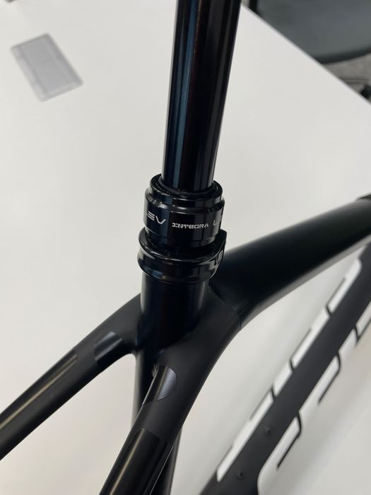 Рамка Felt Doctrine Advanced XL – карбон, като нова