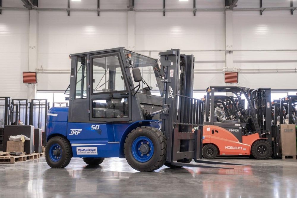 Вилочный погрузчик 5тонн