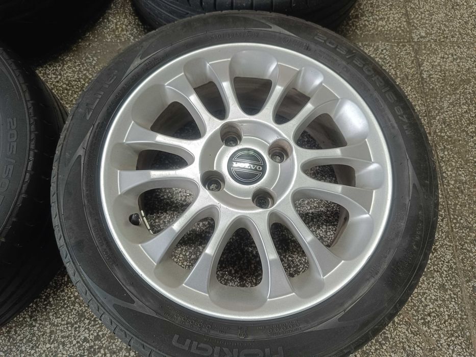 Джанти Волво 16 '