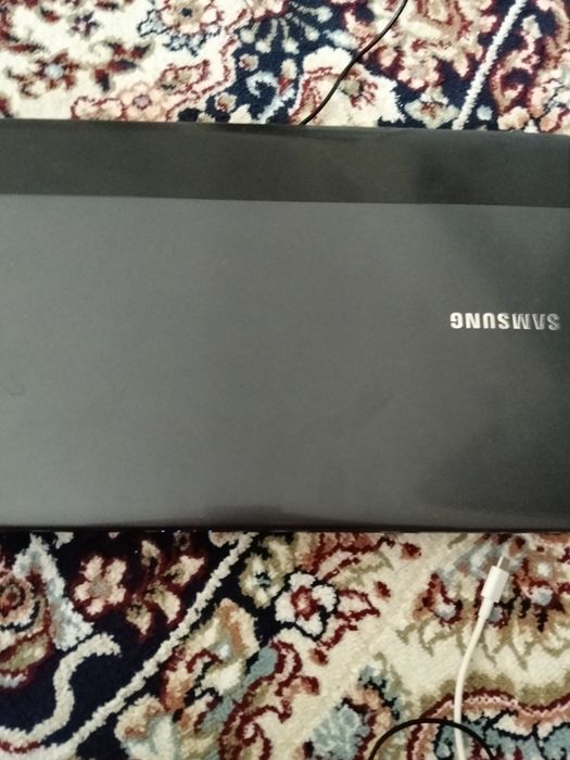 Ноутбук Samsung хорошее состояние