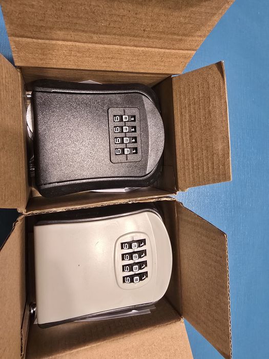 Cutie cu cifru pentru depozitare chei,