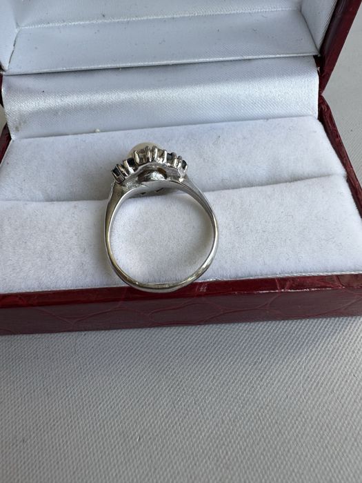 Inel din argint, perla si cubic zirconia