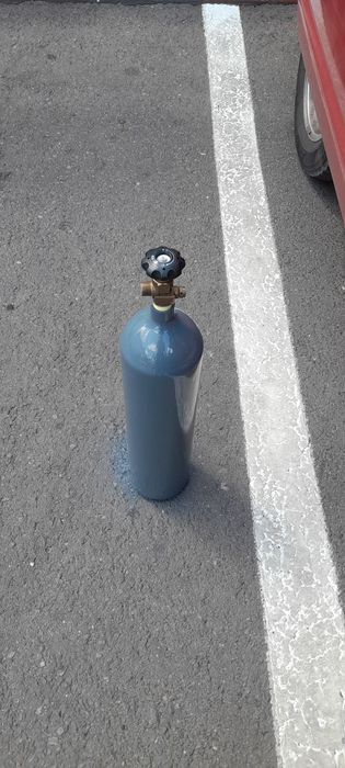 Tub co2 de  5kg/7 litri încărcată!