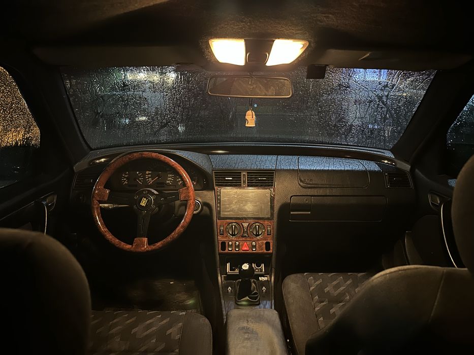 Mercedes-Benz W202 C200 рестайлинг