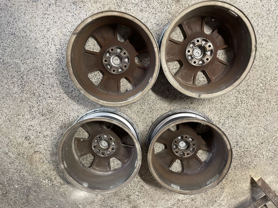 Джанти DACIA 16” 5x114,3 оригинални ПЕРФЕКТНИ!
