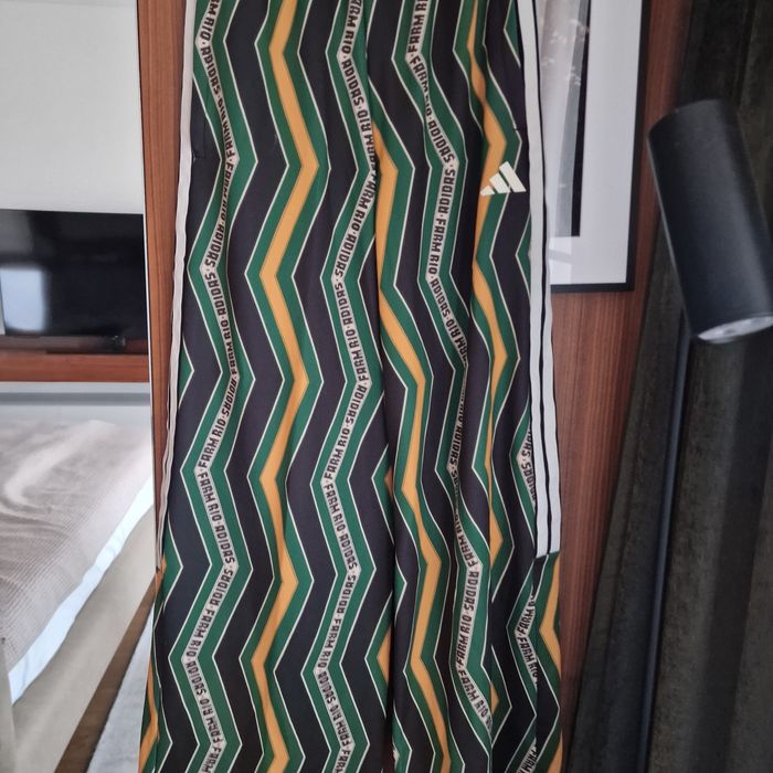 Pantaloni adidas dama