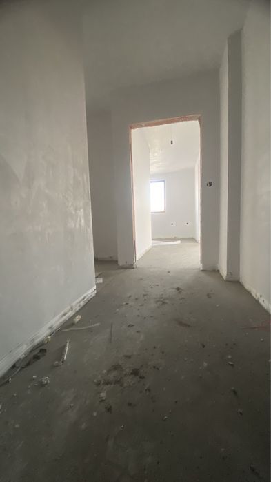 Продава се Тристаен апартамент в Пловдив, Остромила - 114 кв.м за 1202 €/кв.м - Снимка #4