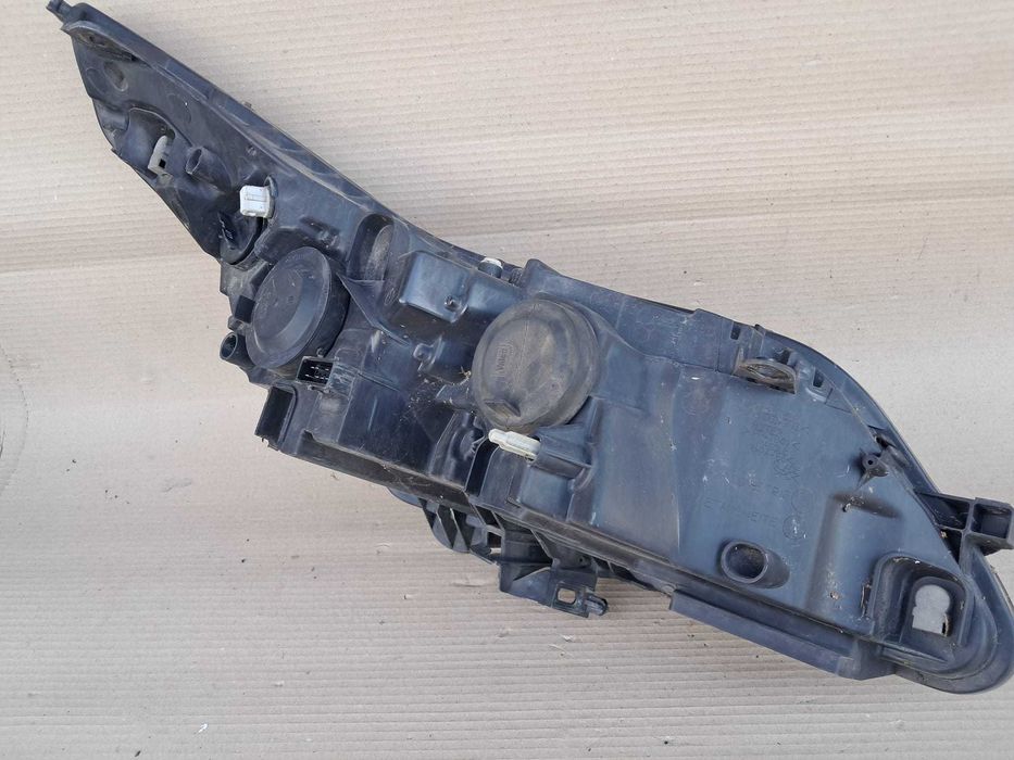 Citroen C4, far faruri complete, aripa aripi originale