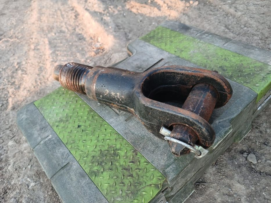 Крюк даф 106 новый