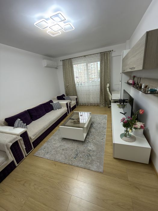 Apartament 2 camere Vest 9 Mai + loc de parcare subteran inclus