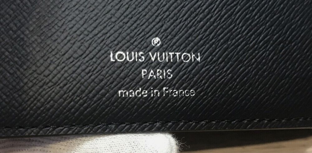 Portofel lv conditie perfecta