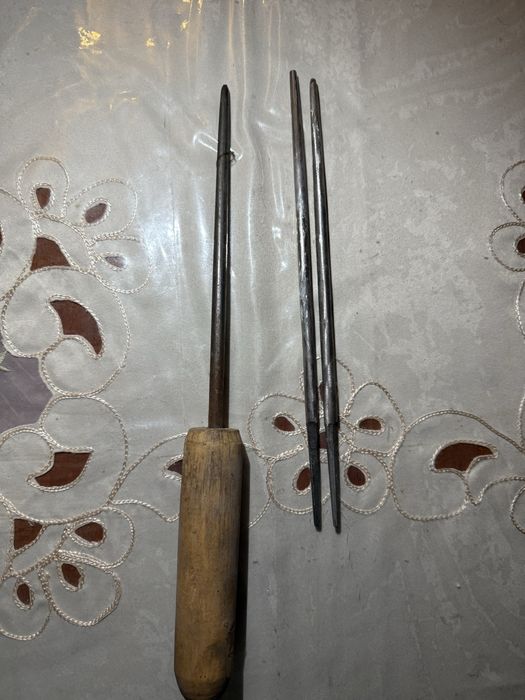 Pichoq charhlash uchun katmon