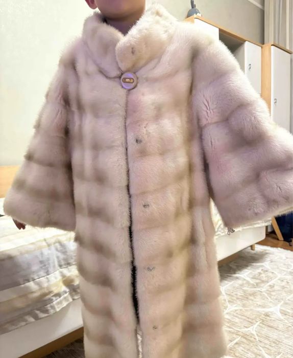 Продам норковую шубу