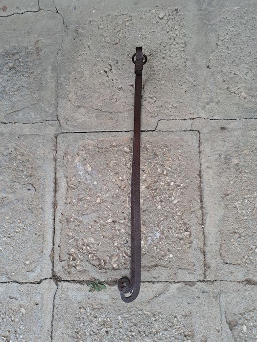 Стар ръчно кован дилаф маша