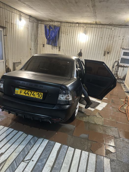 Продам Приору 2010 год