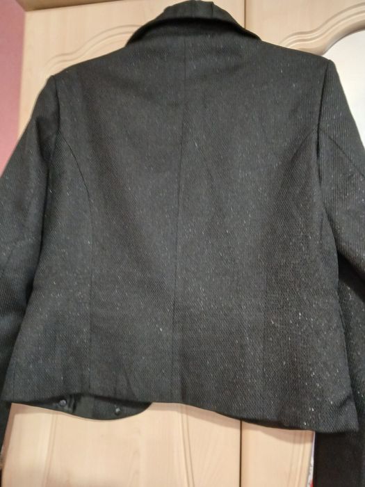 Sacou negru foarte elegant nr.42,nou fără eticheta