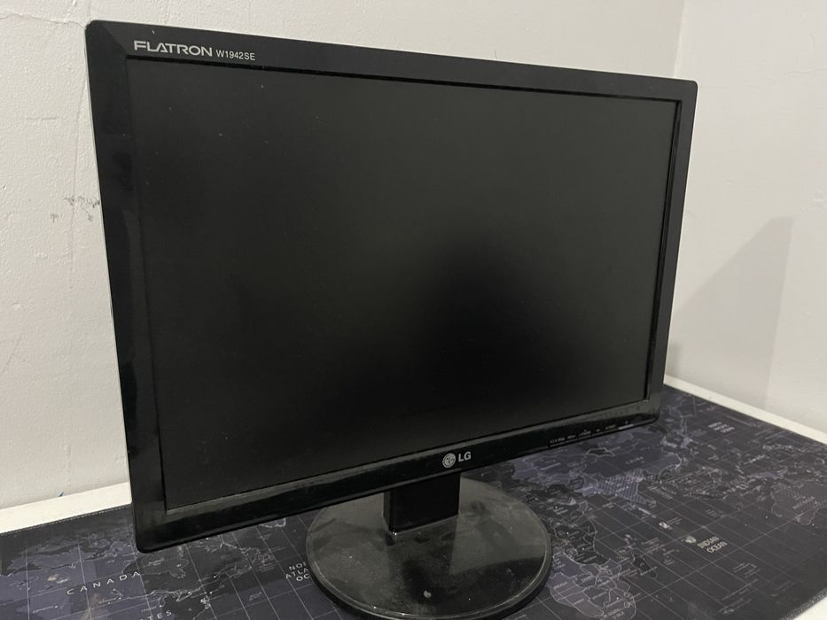 Монитор LG flatron