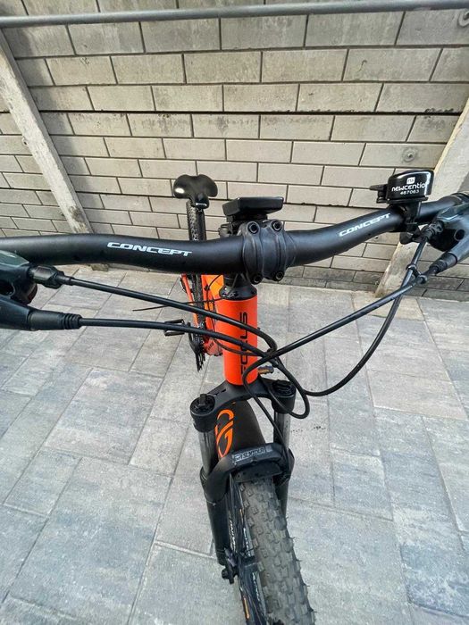 Vând Bicicletă Focus