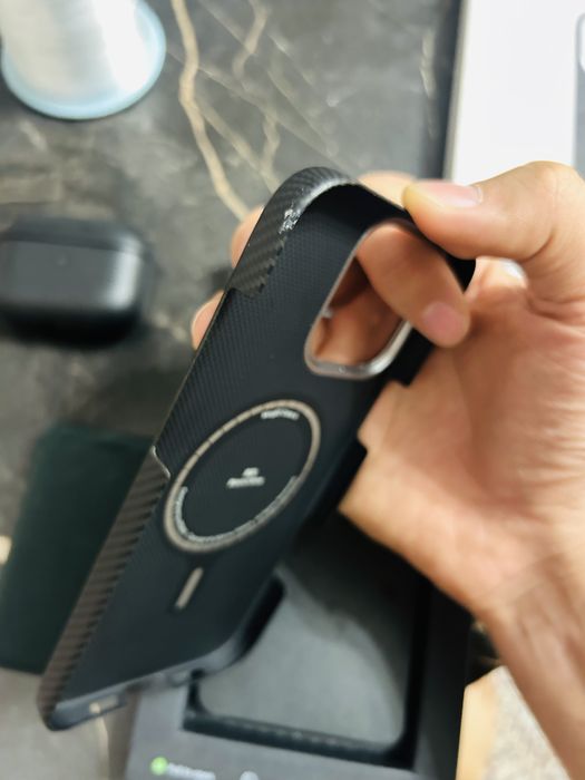 Продам чехол Pitaka iphone 16 Pro Max