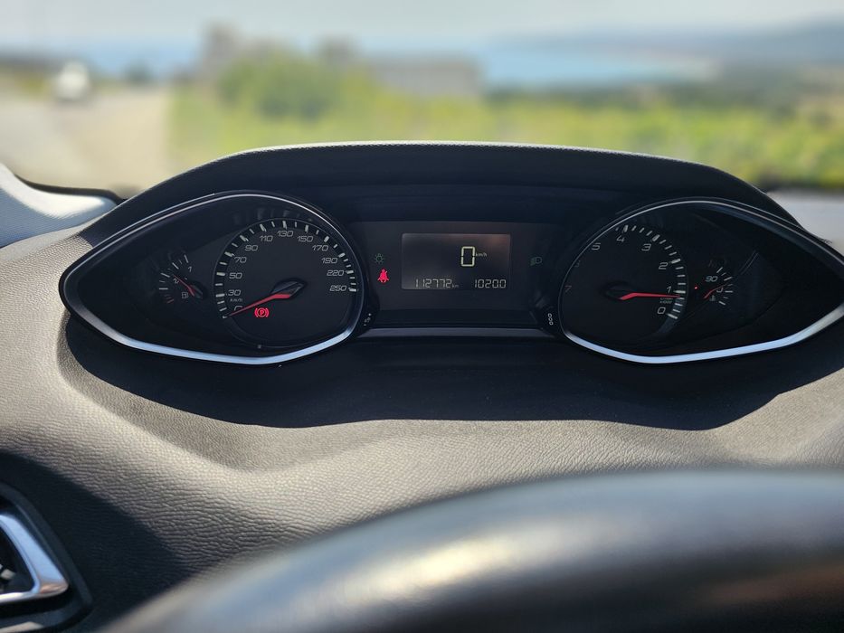 Peugeot 308 1.2  116к.с