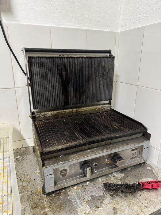 Фритюрница и гриль