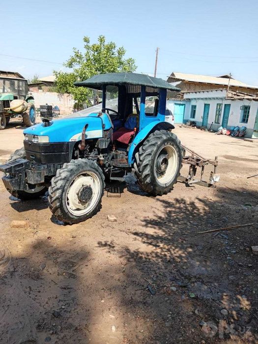 Nev holland TT 40 Mini traktor sotiladi narxi 13.000$ Chust Namangan