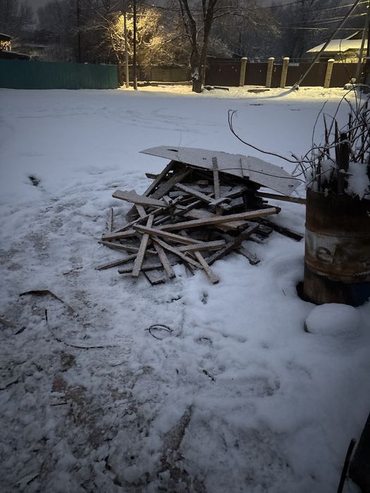 Дрова бесплатно самовывоз Есенберлина 161