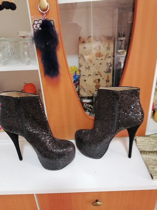 Botine damă (mărimea 39)