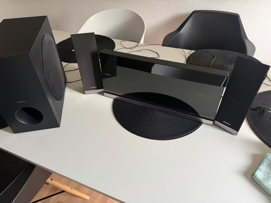 Sistem Home Cinema Sony HBD-F300 + Subwoofer activ