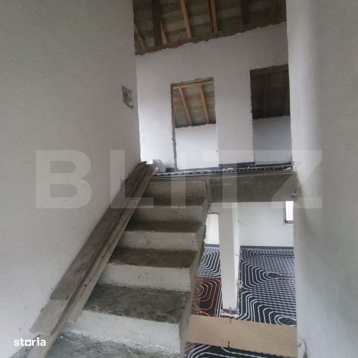 Casa cu mansarda, 123 mp, zona Vorovesti