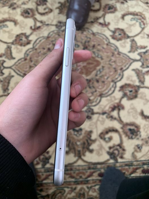 iPhone 11 64GB 73акб