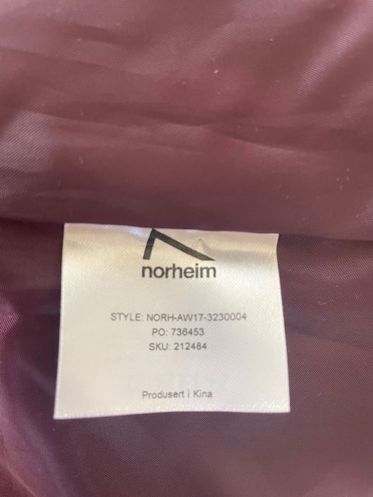 Дамско яке против вятър и дъжд на норвежката фирма Norheim